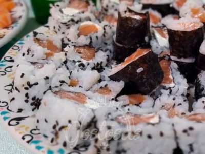 Aprenda a fazer arroz para sushi – Receita fácil